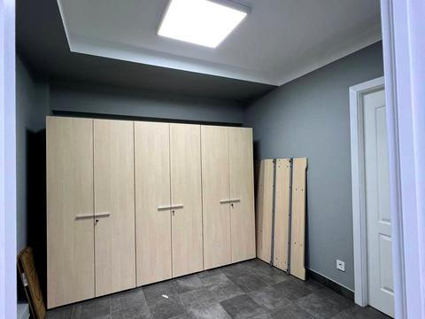 комерційна за адресою Олеся Гончара вул., 79