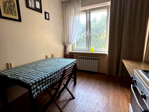 квартира за адресою Київ, Михайла Омеляновича-Павленка вул. (Суворова), 13