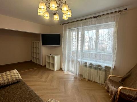 квартира за адресою Шкільна вул. (Героїв Сталінграда), 50