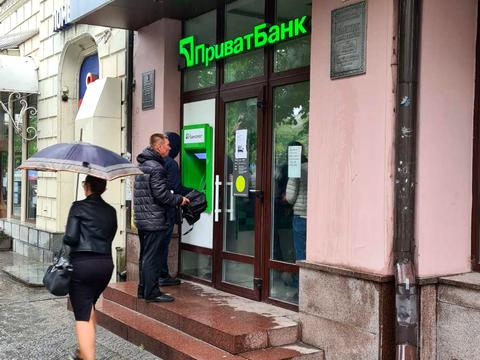 комерційна за адресою проспект Дмитра Яворницького, 66
