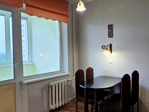 квартира за адресою Милославська вул., 32/51а