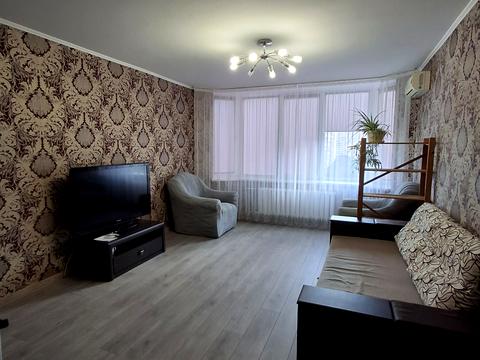 квартира за адресою Анни Ахматової вул., 35-А