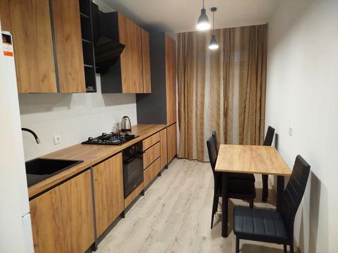 квартира по адресу Андрея Сахарова ул., 2