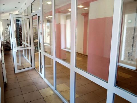 комерційна за адресою Майдан Шевченка, 3