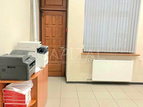 комерційна за адресою Паторжинського вул., 14/1