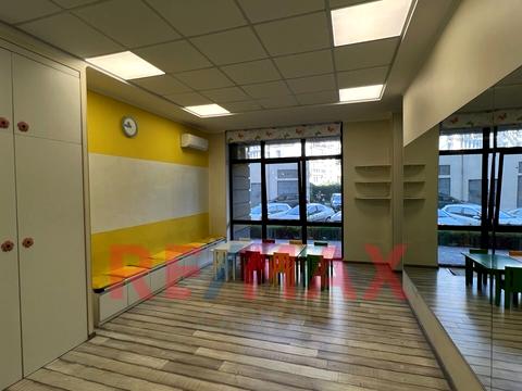 комерційна за адресою Авіаконструктора Ігоря Сікорського вул. (Танкова), 4-В