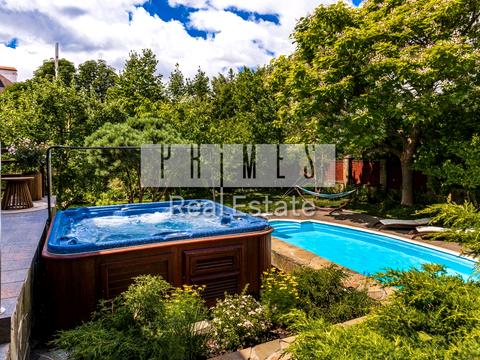 будинок за адресою каштановая