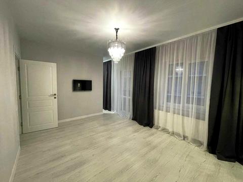 будинок за адресою Каштанова вул.