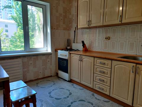 квартира за адресою Віктора Ярмоли вул., 4