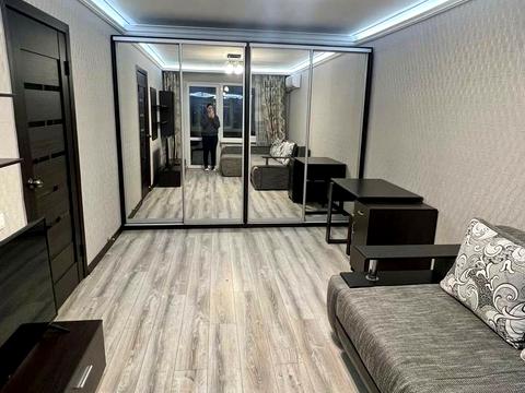 квартира за адресою Героїв полку "Азов" вул. (Маршала Малиновського), 13