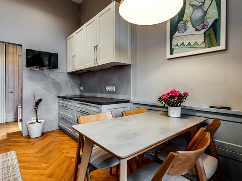 квартира по адресу Коновальца ул. (Энгельса), 95