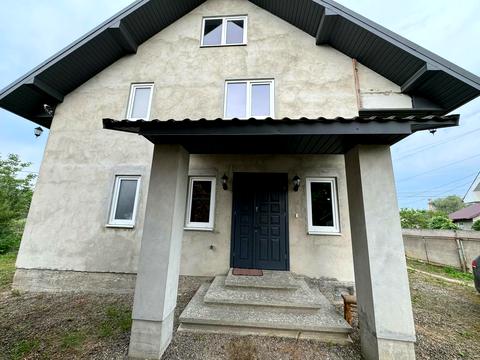 будинок за адресою Карпатська