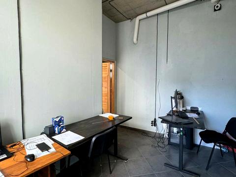 комерційна за адресою Богдана Хмельницького вул., 109а