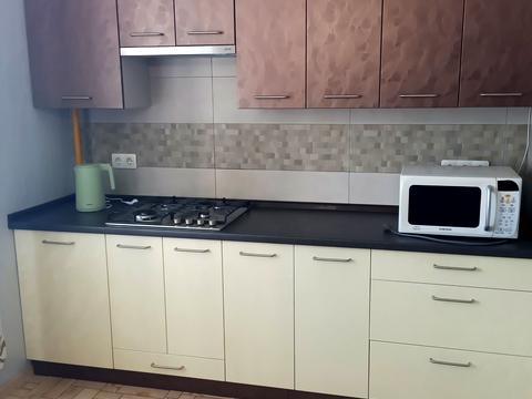 квартира за адресою Академіка Лебедєва вул., 1