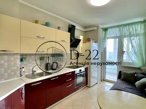 квартира за адресою Ревуцького вул., 7-В