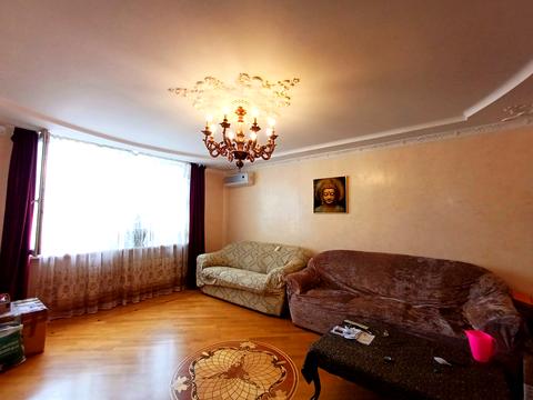 квартира за адресою Миколи Бажана просп., 1-М