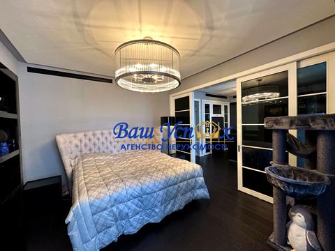 квартира за адресою Раїси Окіпної вул., 18