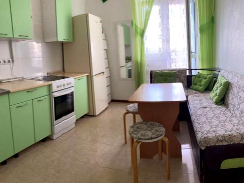 квартира за адресою Сім'ї Кульженків вул. (Петра Дегтяренка), 33