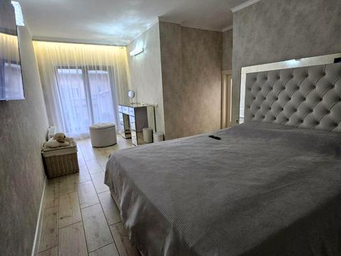 квартира за адресою Андрія Гулого-Гуленка вул. (Віце-адмірала Азарова), 6