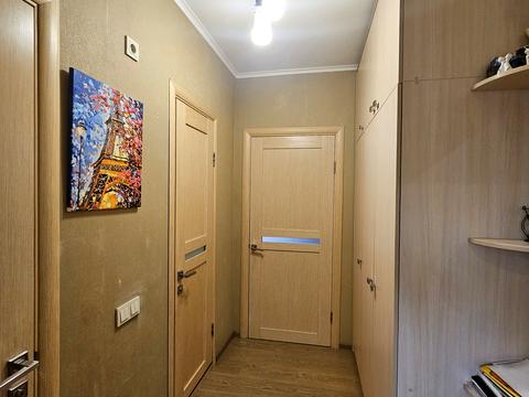 квартира за адресою Червоної Калини просп. (Володимира Маяковського), 5