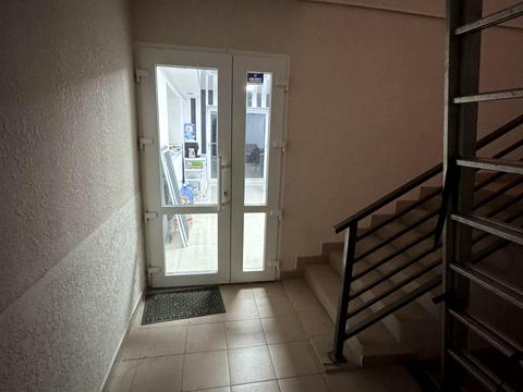 комерційна за адресою Пасічна вул., 1
