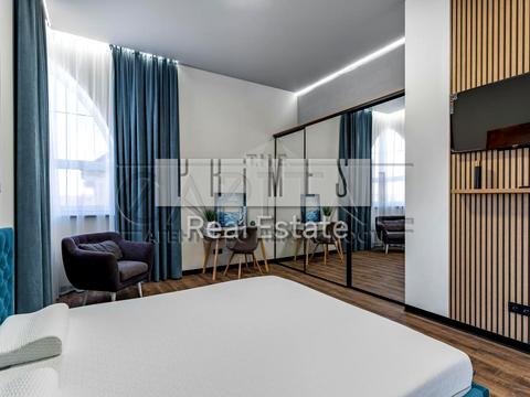 будинок за адресою Вишнева вул.