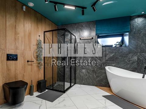 будинок за адресою Вишнева вул.