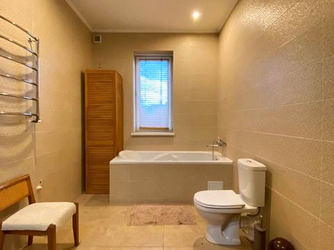 будинок за адресою Юності вул., 68-А