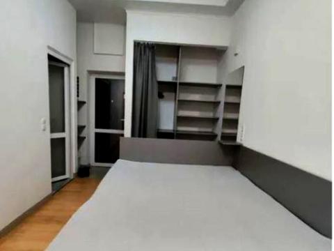 квартира за адресою Івана Мазепи просп. (Петровського), 31