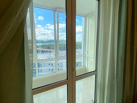 квартира за адресою Дніпровська набережна вул., 1-А