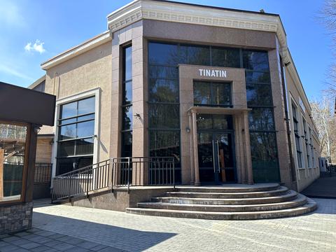 комерційна за адресою Шевченка вул., 61 з