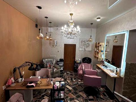 коммерческая по адресу Шептицких ул., 16