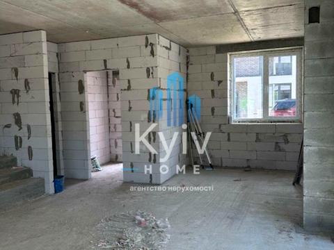 будинок за адресою с. Вишеньки, Приозерна, 7