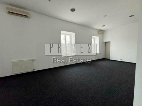 комерційна за адресою Музейний пров., 5