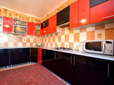 будинок за адресою Незалежності вул., 10