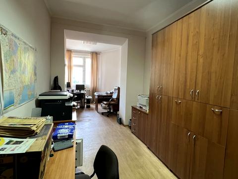 комерційна за адресою Левка лукяненка, 14Г