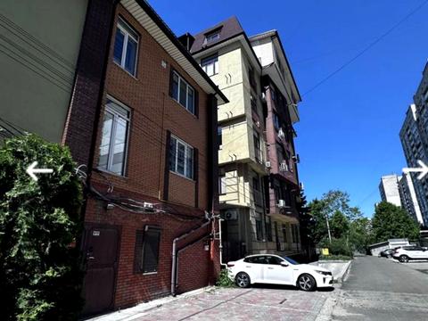 квартира за адресою Дніпро, Алли Горської вул. (Наримська), 106