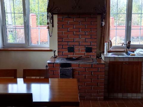 будинок за адресою Центральна, 1