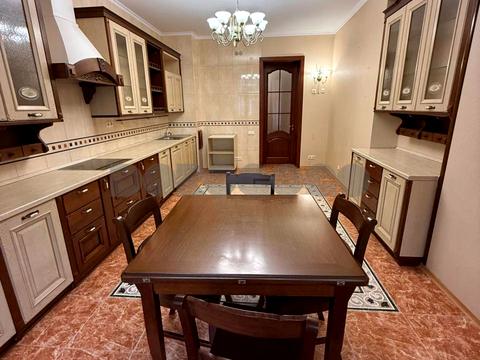 квартира по адресу Паторжинского ул., 14
