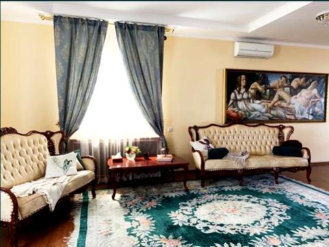 будинок за адресою с. Гора, Квітнева вул.