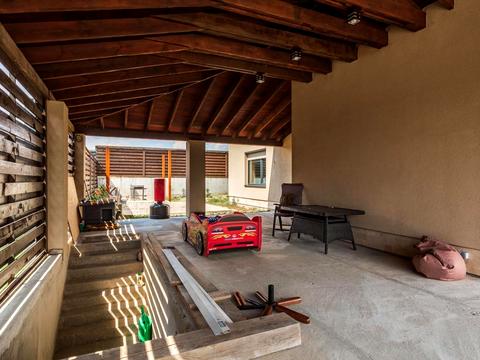 будинок за адресою с. Лісники, Захрестова вул.