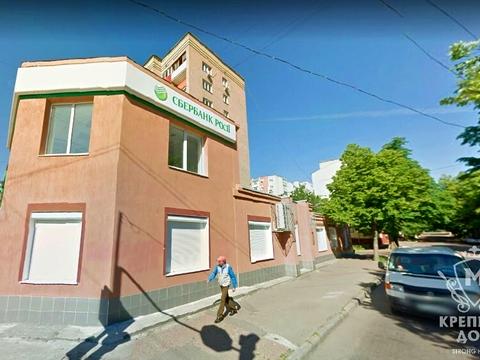 комерційна за адресою Перемоги пл., 10