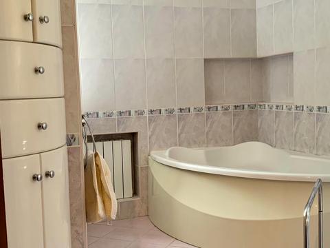 квартира по адресу Леси Украинки бульв., 28-А