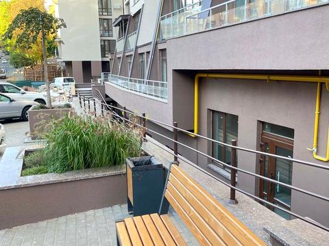 коммерческая по адресу Глибочицька, 13