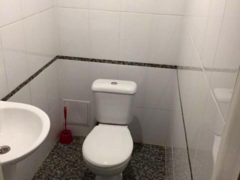 комерційна за адресою Степана Бандери, 14