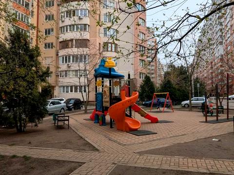 квартира за адресою Райдужний масив вул., 3