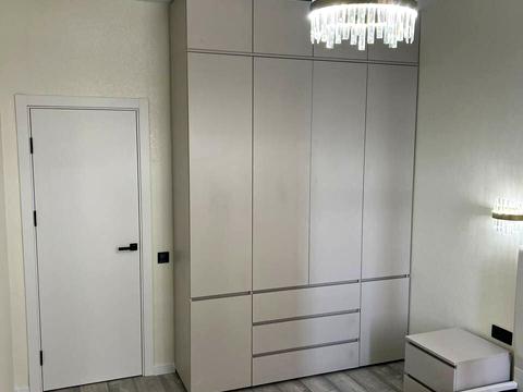квартира по адресу Краснова ул., 1-В