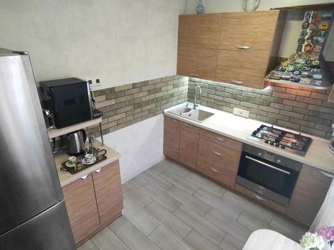 квартира за адресою Валентинівська вул., 13б