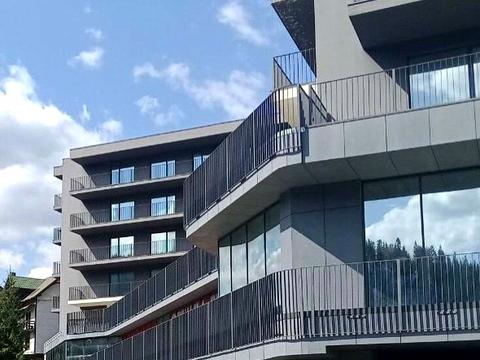 квартира за адресою с. Поляниця, урочище Вишні вул., 121-А