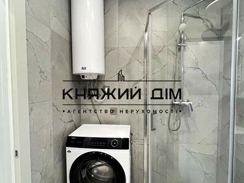 квартира за адресою Дніпровська набережна вул., 17В